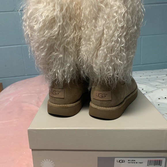 Lida Ugg Boot - Picture 3 of 3